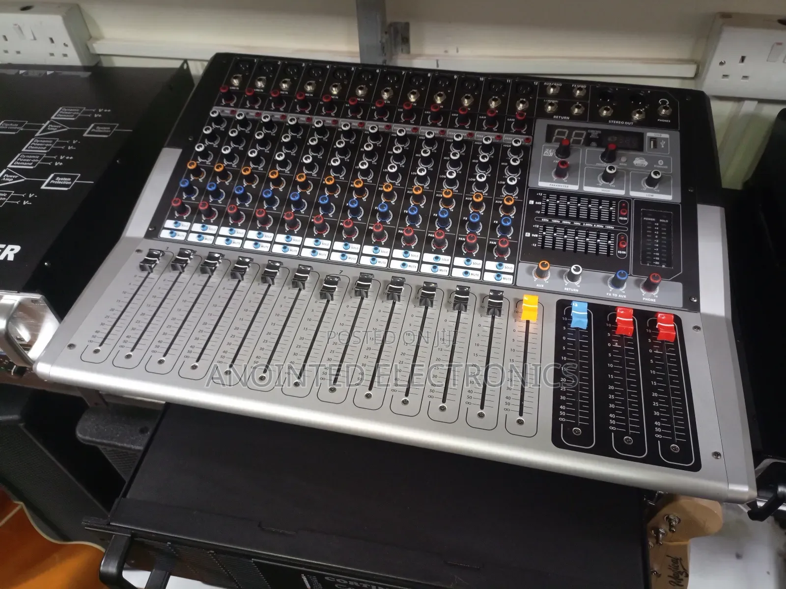 Amp Mixture 12 Channels Cortina
