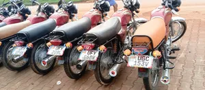 Bajaj Boxer BM100ES 2024 Red