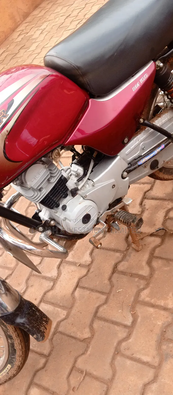 Bajaj Boxer BM100ES 2023 Red