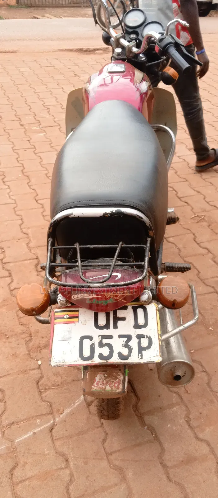 Bajaj Boxer 100 2023 Red