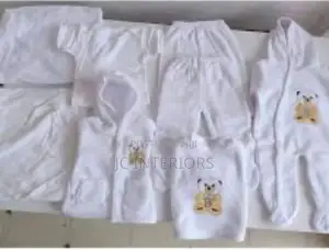 8 Pieces Baby Receiving Set