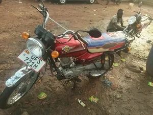 Simba UG Boss+ 100cc 2023 Red