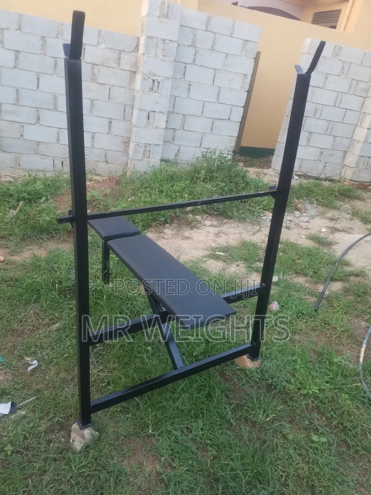 Mr Weighs Bench