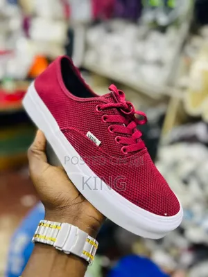 Redvans Sneakers