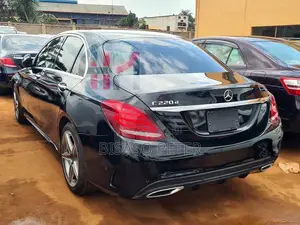 Mercedes-Benz C220 2016 Black