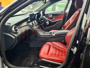 Mercedes-Benz C220 2016 Black