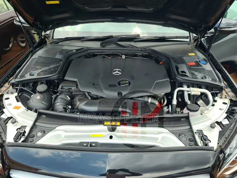 Mercedes-Benz C220 2016 Black