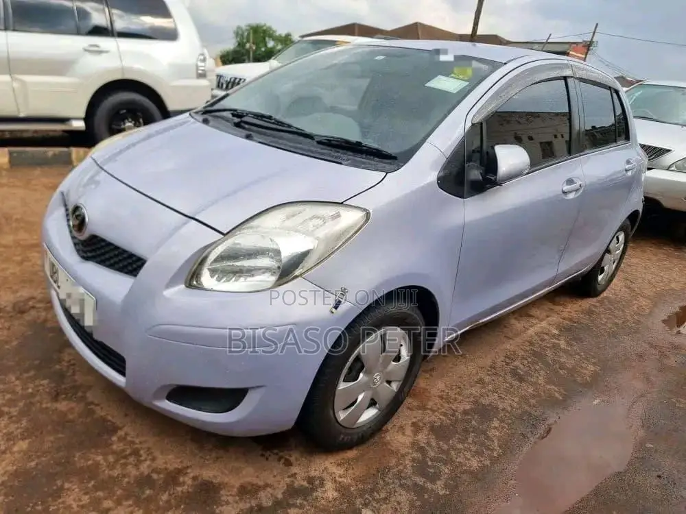 Toyota Vitz 1.0 FWD 5dr 2007 Silver
