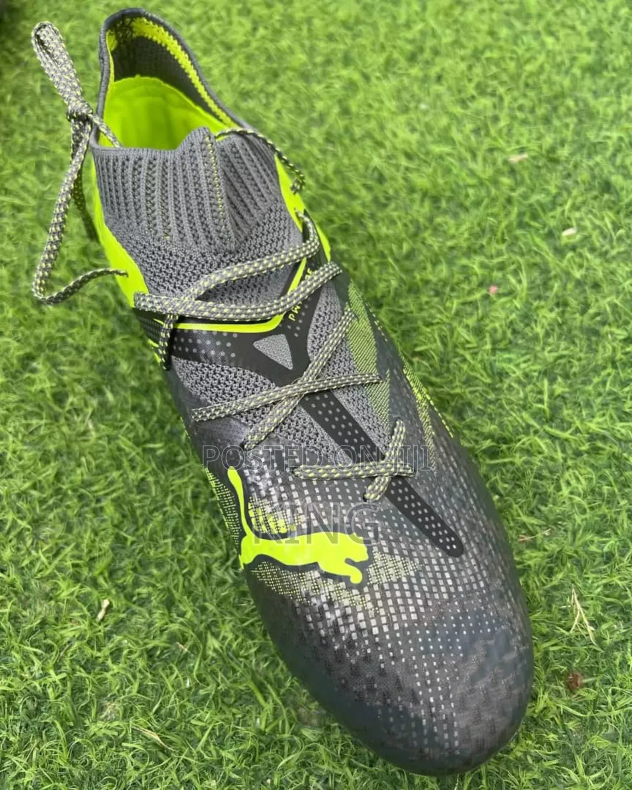 Vertified Football Boots. Puma Future Ultimate Low FG/AG