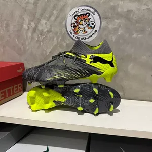 Swift Football Boots. Puma Future Ultimate Low FG/AG