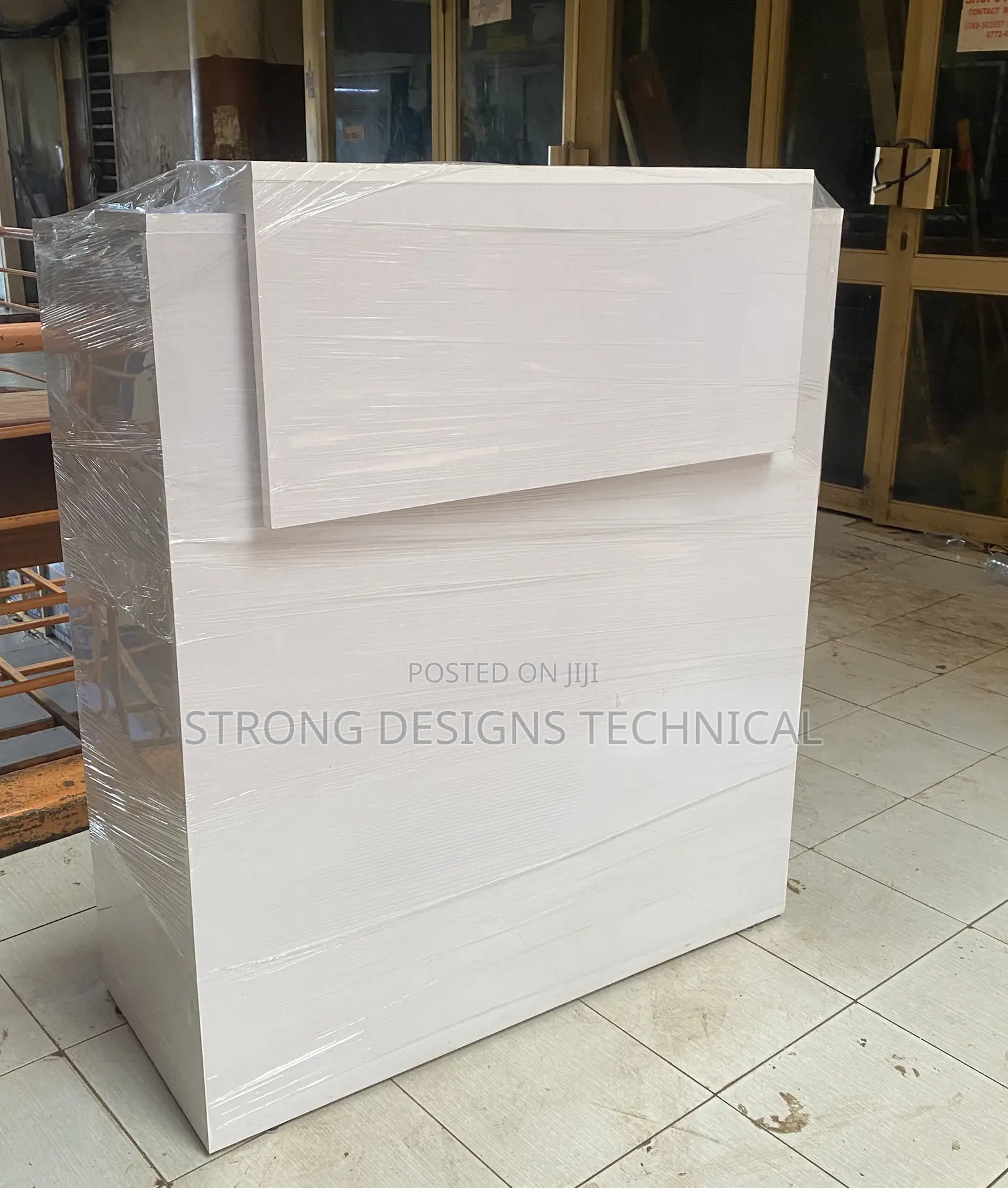 1 Meter Reception Counter With Light