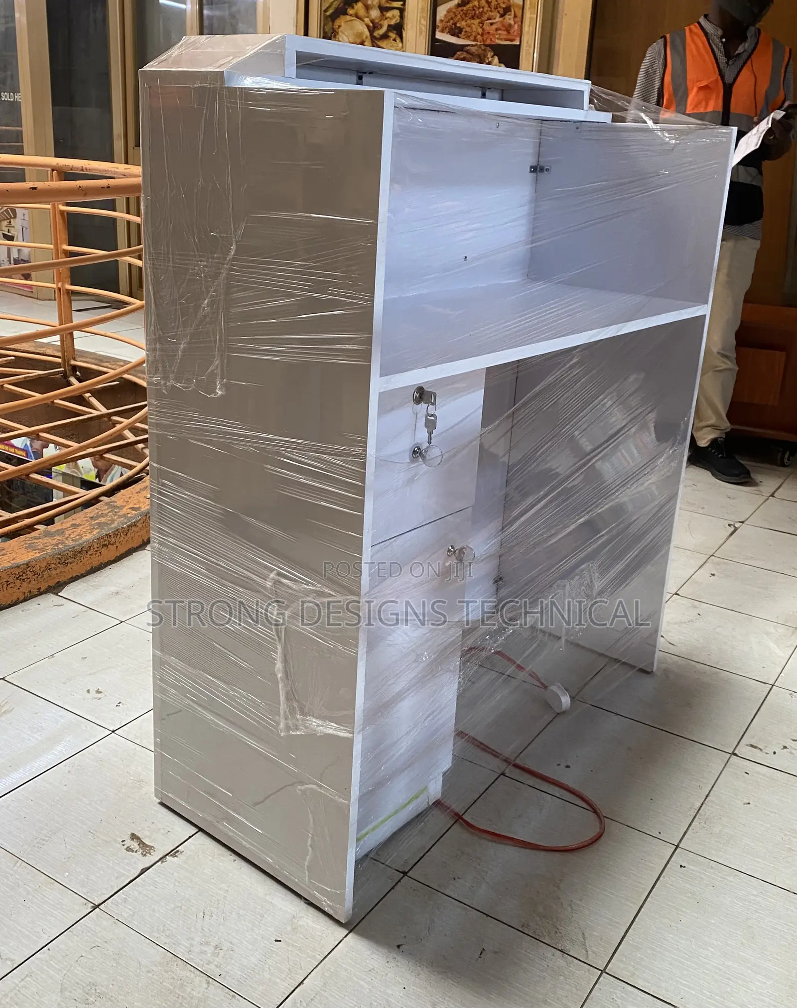 1 Meter Reception Counter With Light
