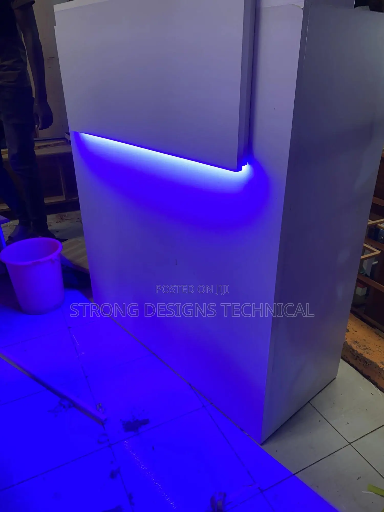 1 Meter Reception Counter With Light