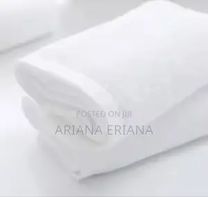 Photo - White Cotton Towels