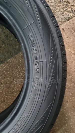 205/60r16 92h Japan Yokohama Tyres