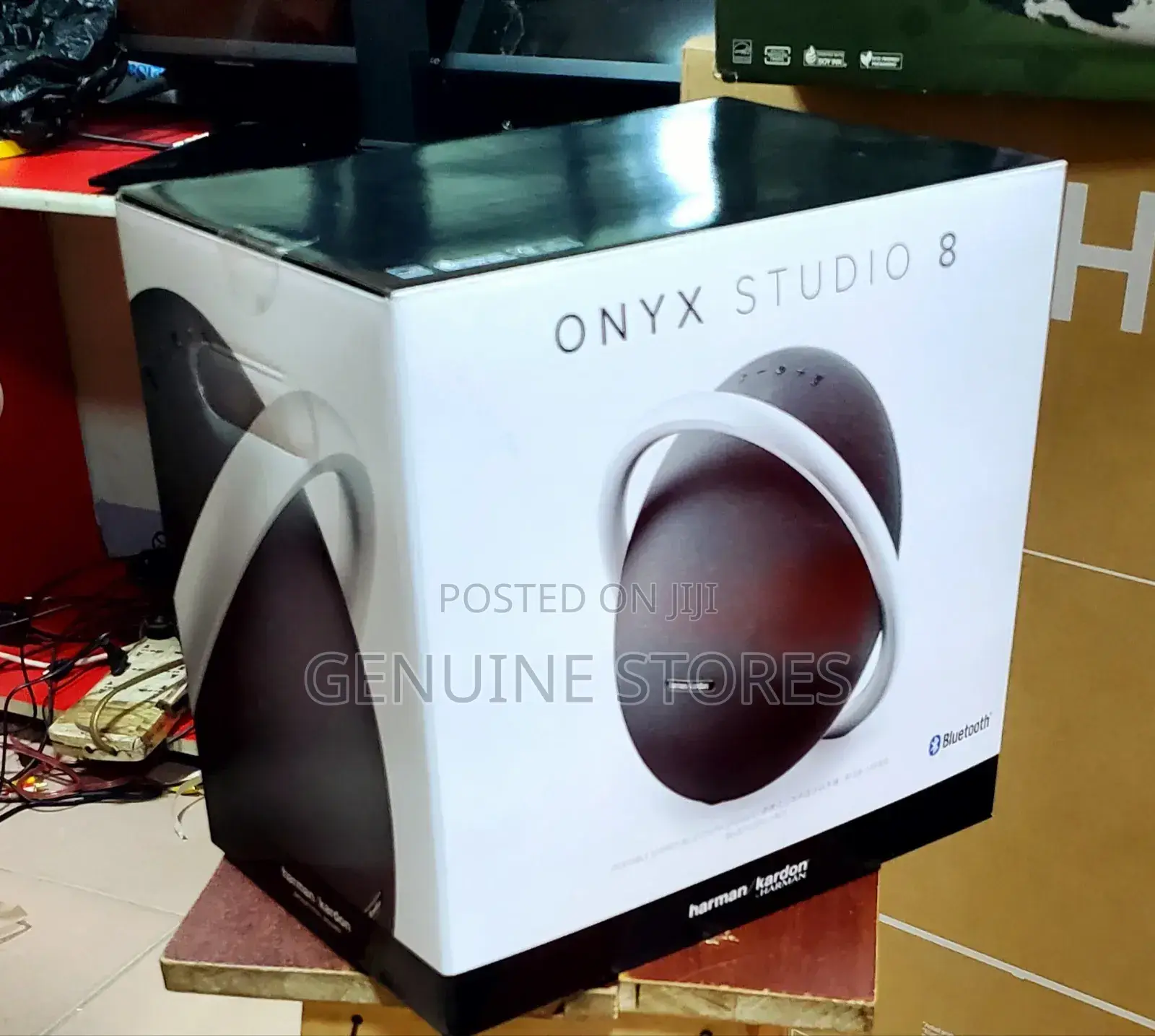 Onyx Studio 8 / Harman Kardon