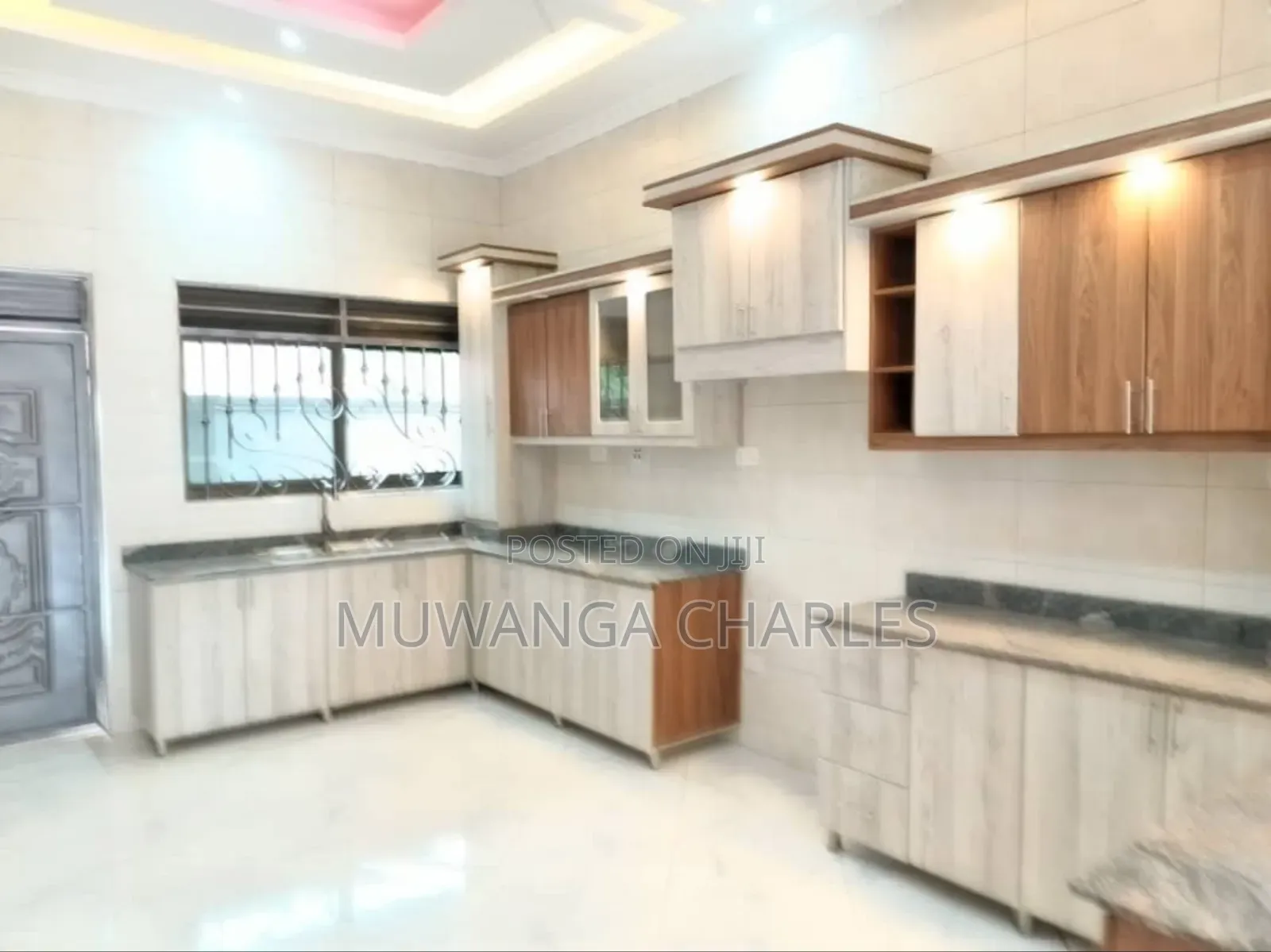 4bdrm Bungalow in Fs Properties Ltd, Kira for sale