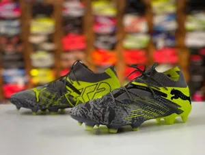 Real FUTURE 7 ULTIMATE RUSH FG Football Boots