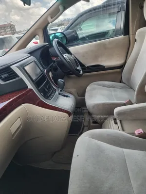 Toyota Alphard 2.4 Petrol FWD 2010 Pearl