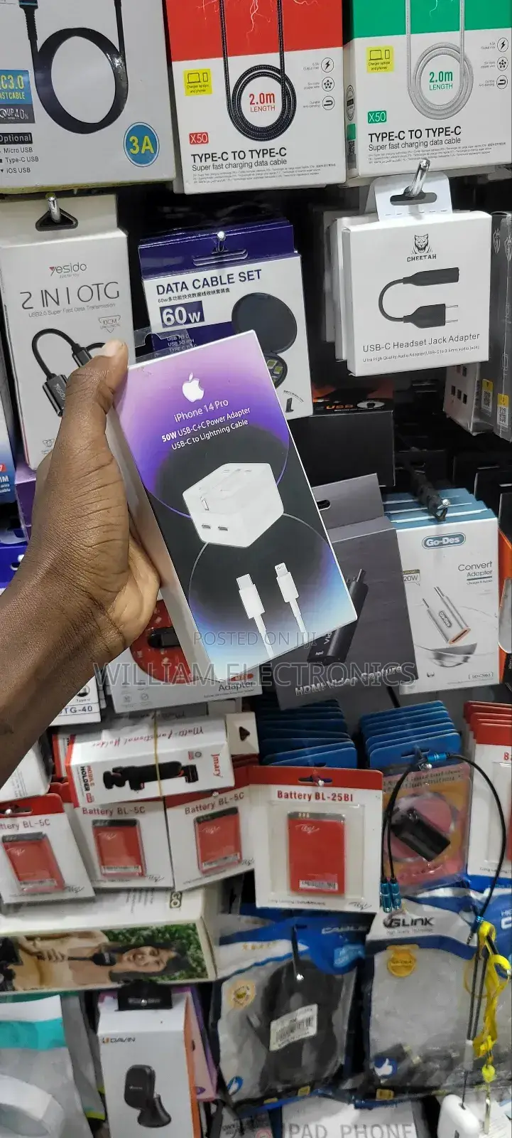 iPhone 14 Pro 50W USB-C+C Power Adapter
