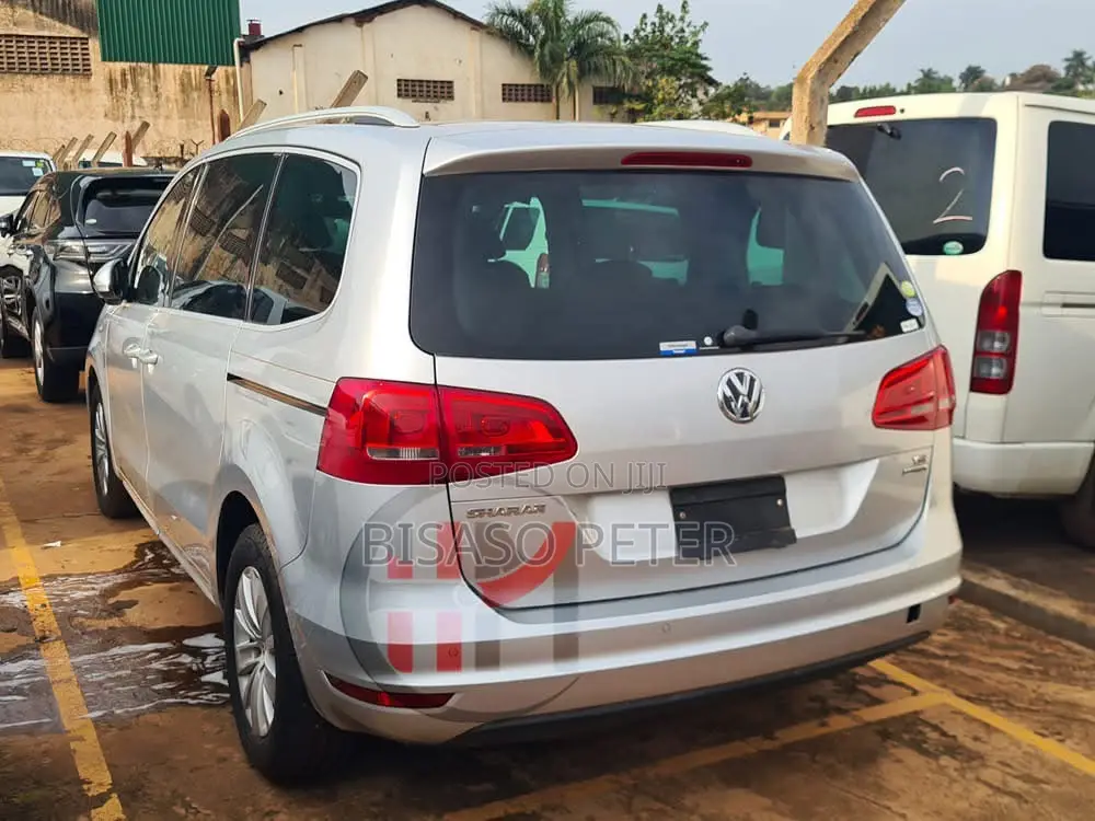 Volkswagen Sharan 2010 Silver