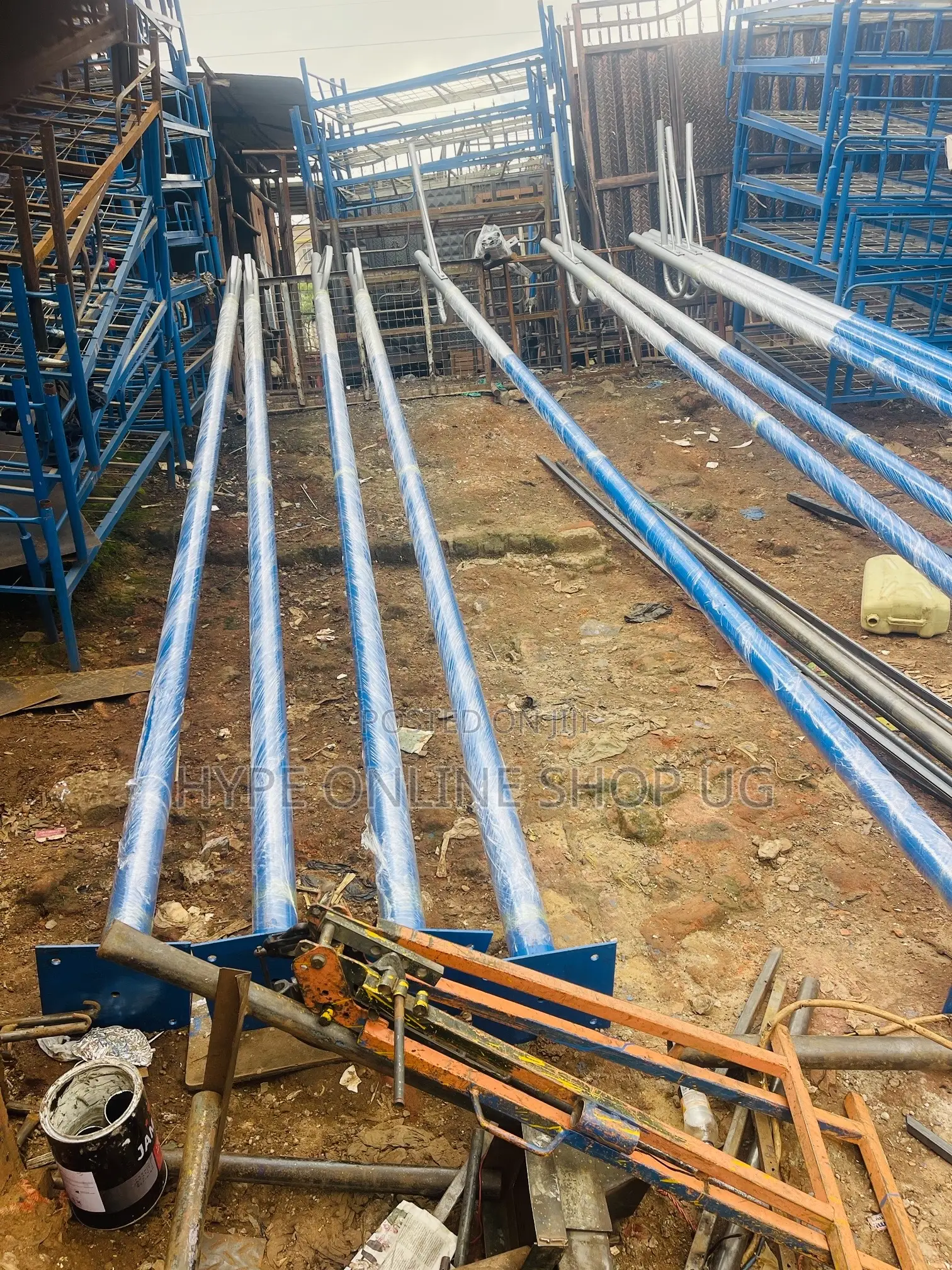 Dutyfree Solar Poles