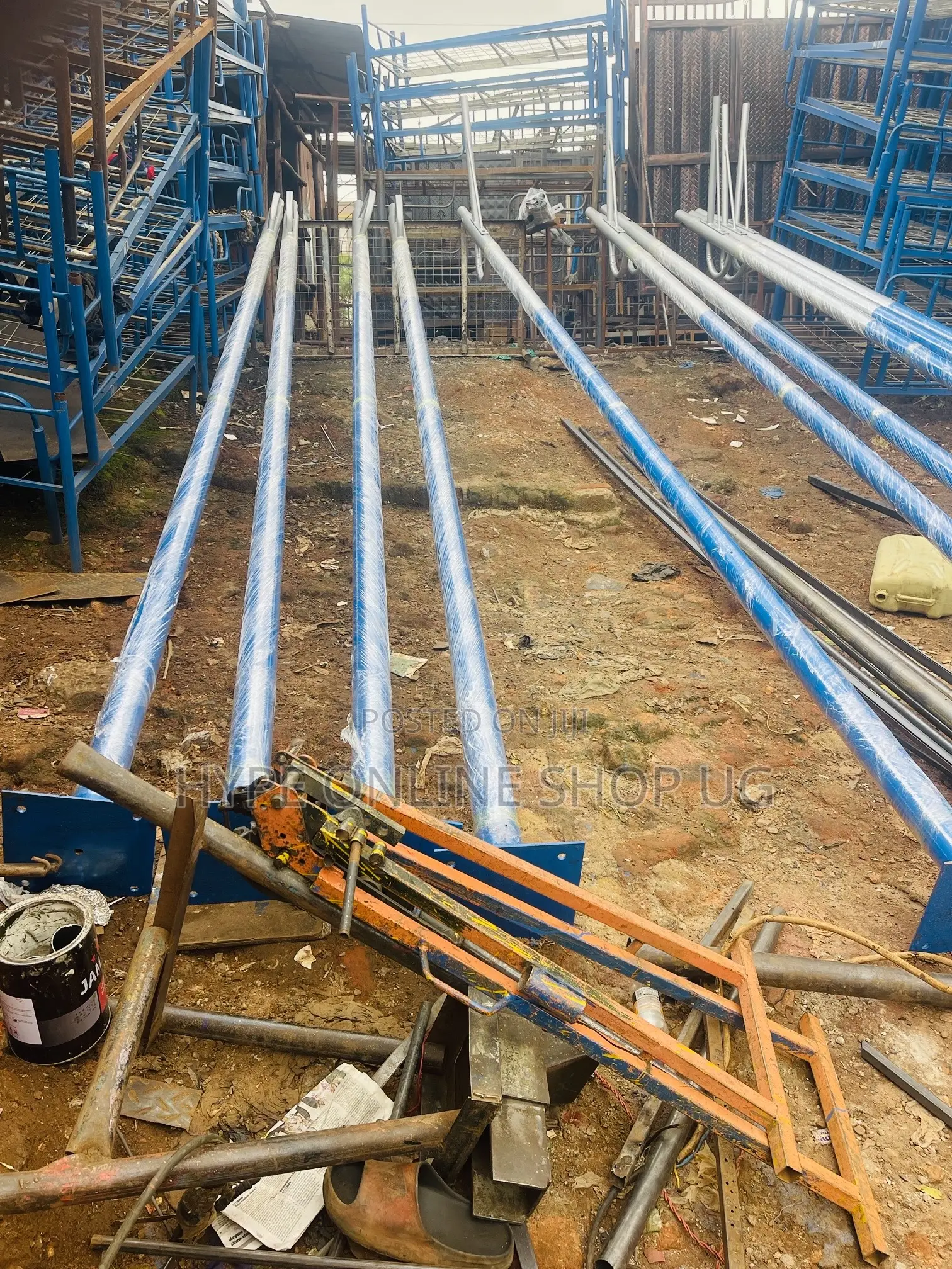 Dutyfree Solar Poles