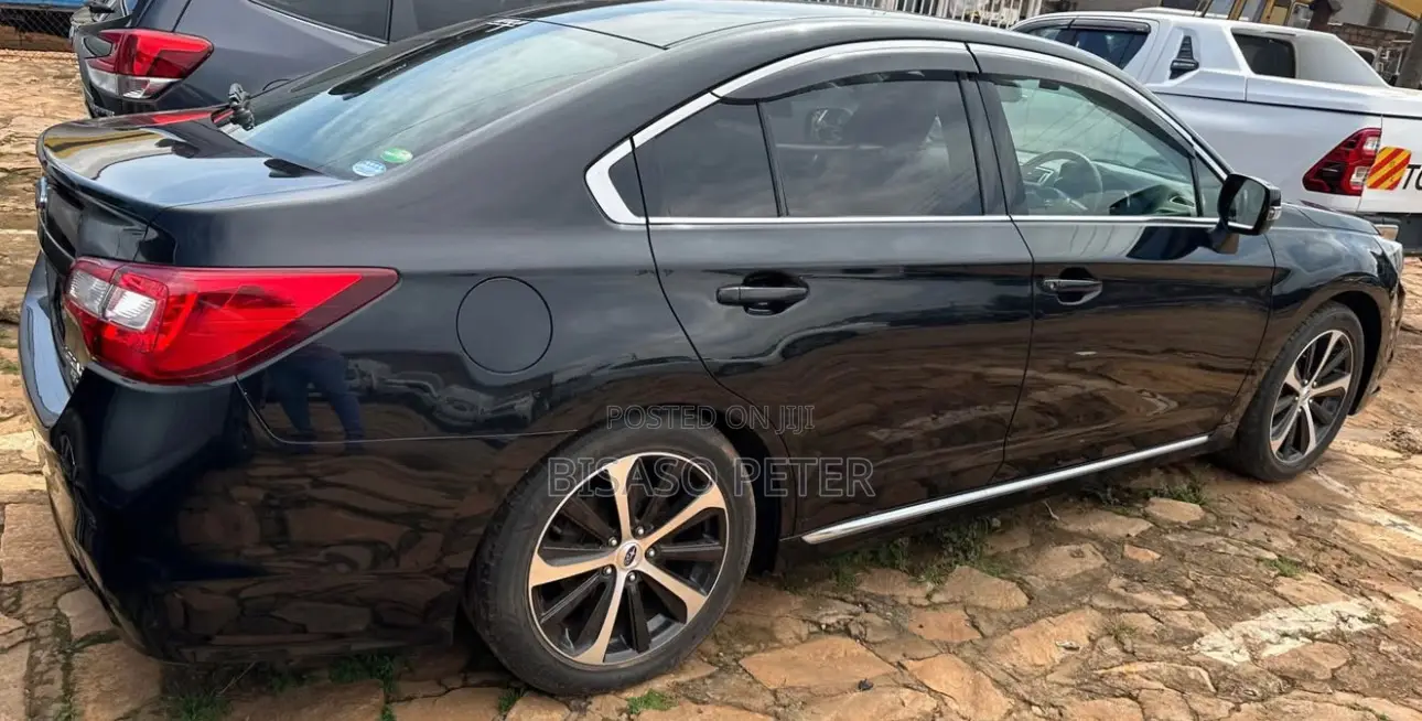 Subaru Legacy 2.5i AWD 2016 Black