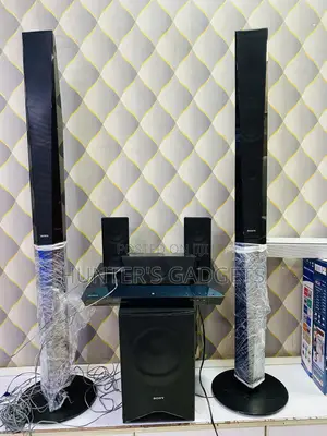 Photo - Sony Blu-Ray Smart Hometheater 1000watts 5.1channel