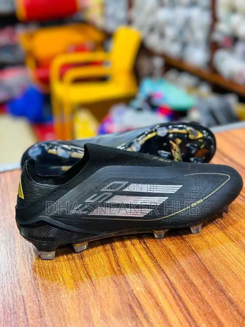 Soccer Boots/ Football Boots/ Soccer Shoes