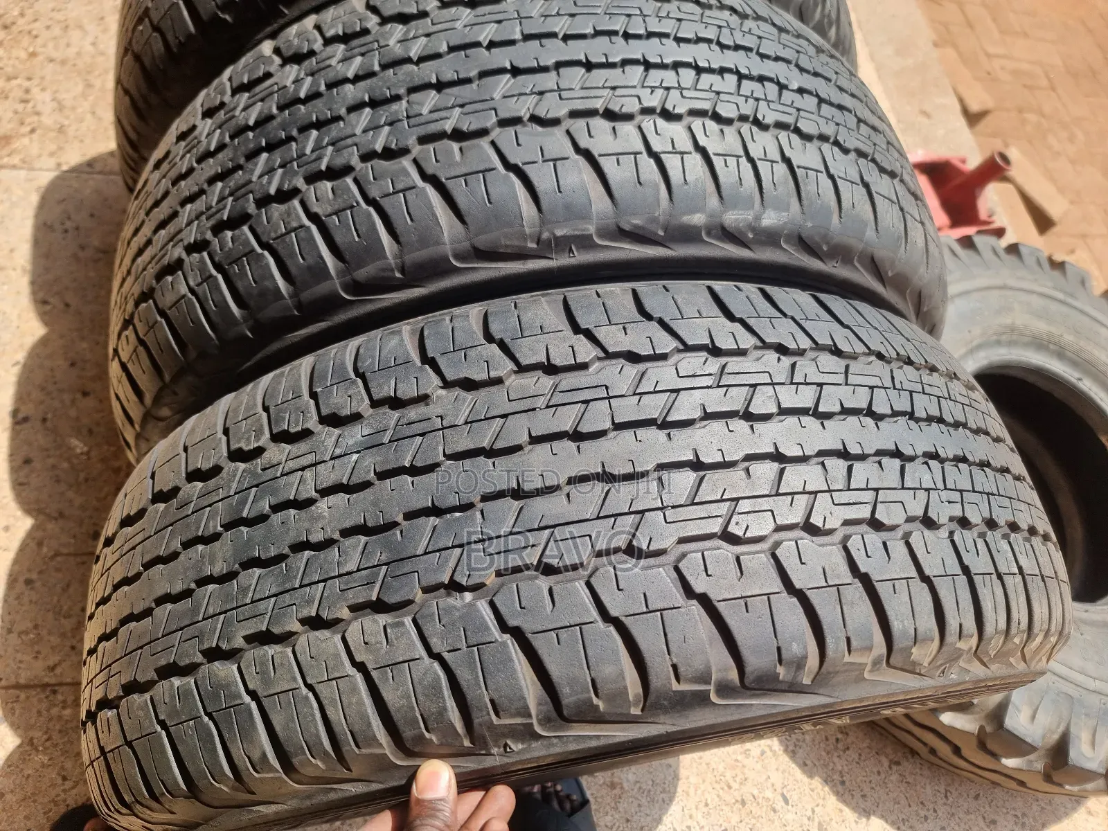 265/60r18 Dunlop Tires Good Condition.