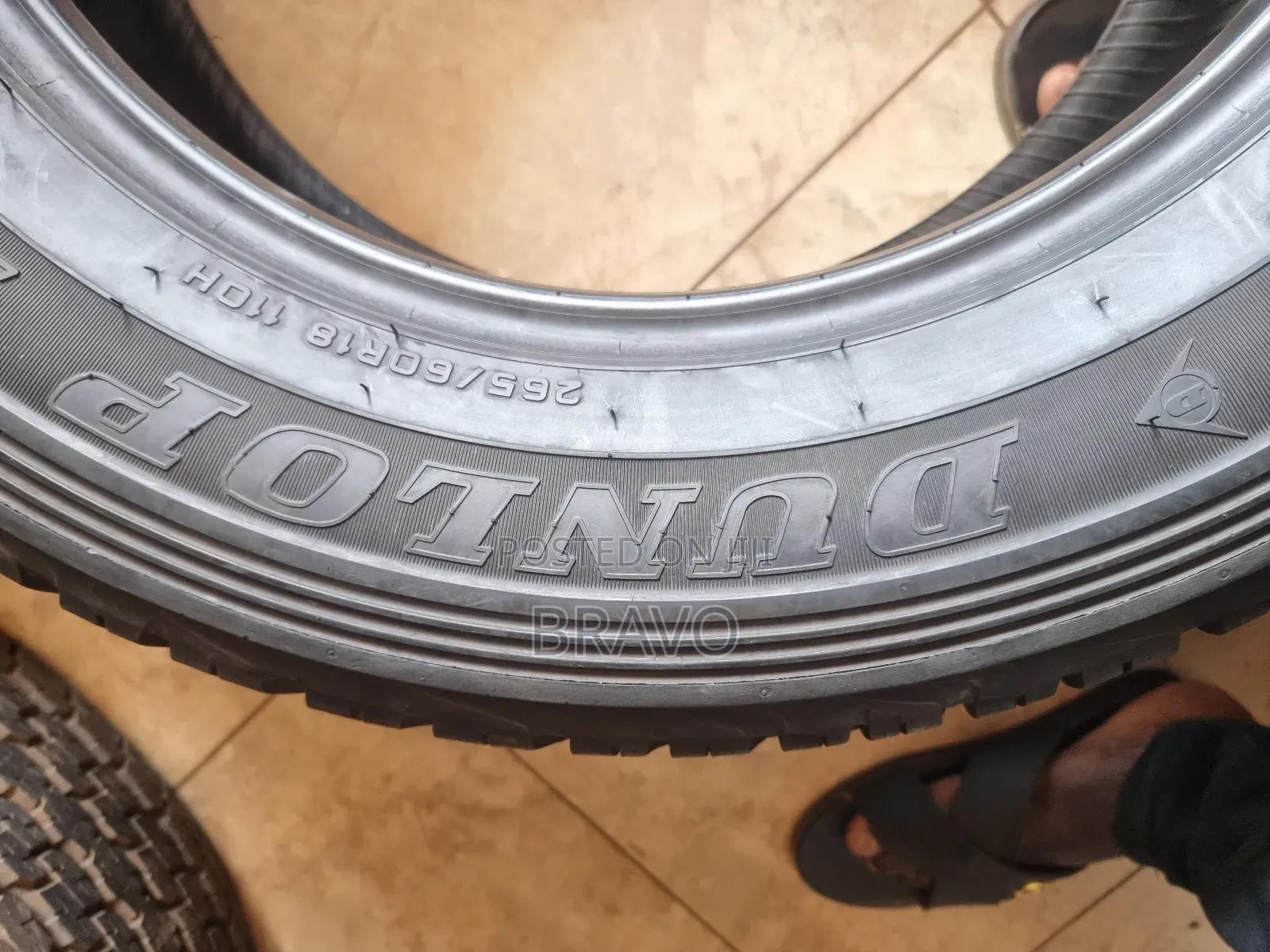 265/60r18 Dunlop Tires Good Condition.