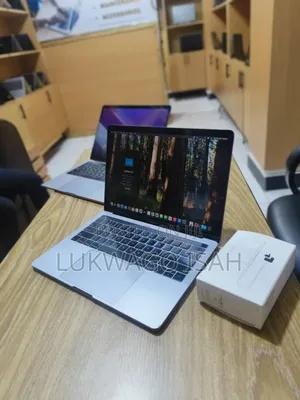 Laptop Apple MacBook Pro 2019 16GB SSD 16 GB