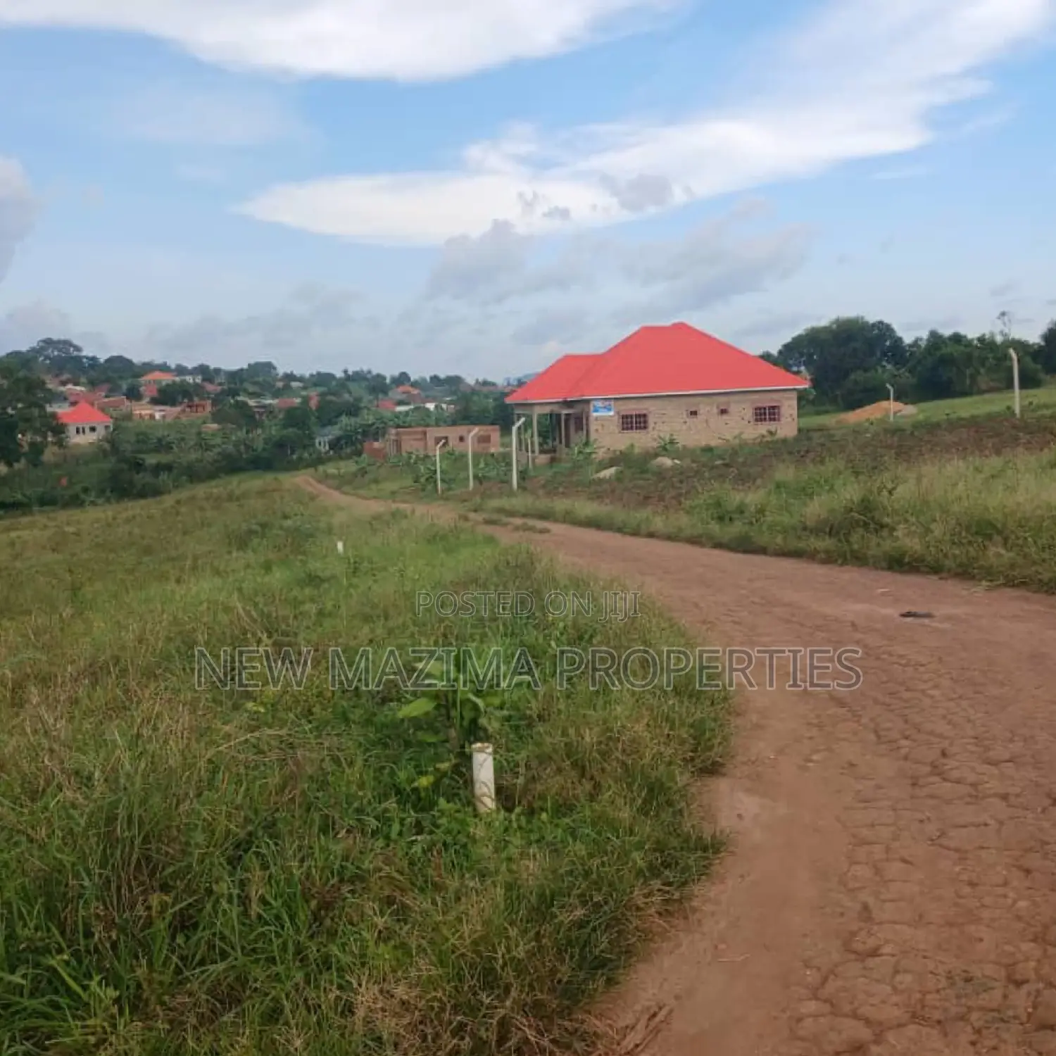 Very Prime Private Mile Land Titled Plots Onsale in Buloba