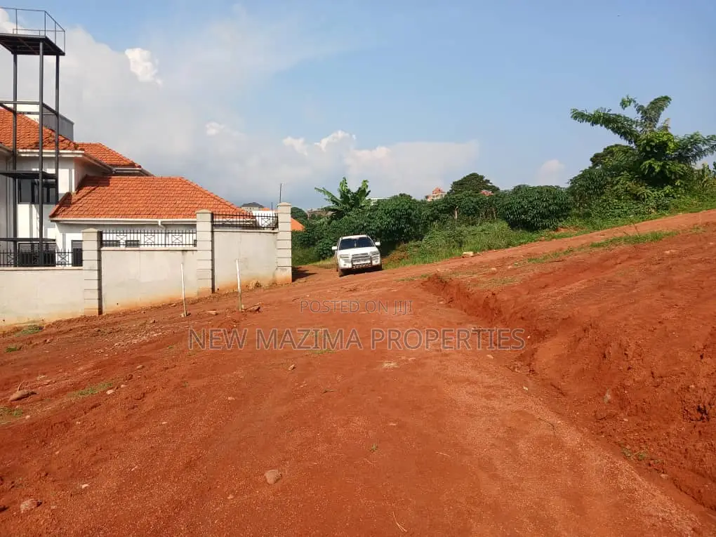 New Classic Estate in Heart of Bwebajja Akhright City