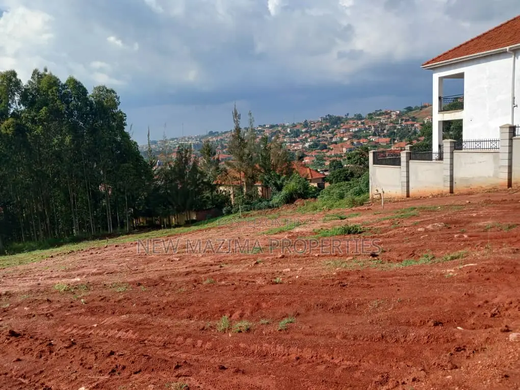 New Classic Estate in Heart of Bwebajja Akhright City