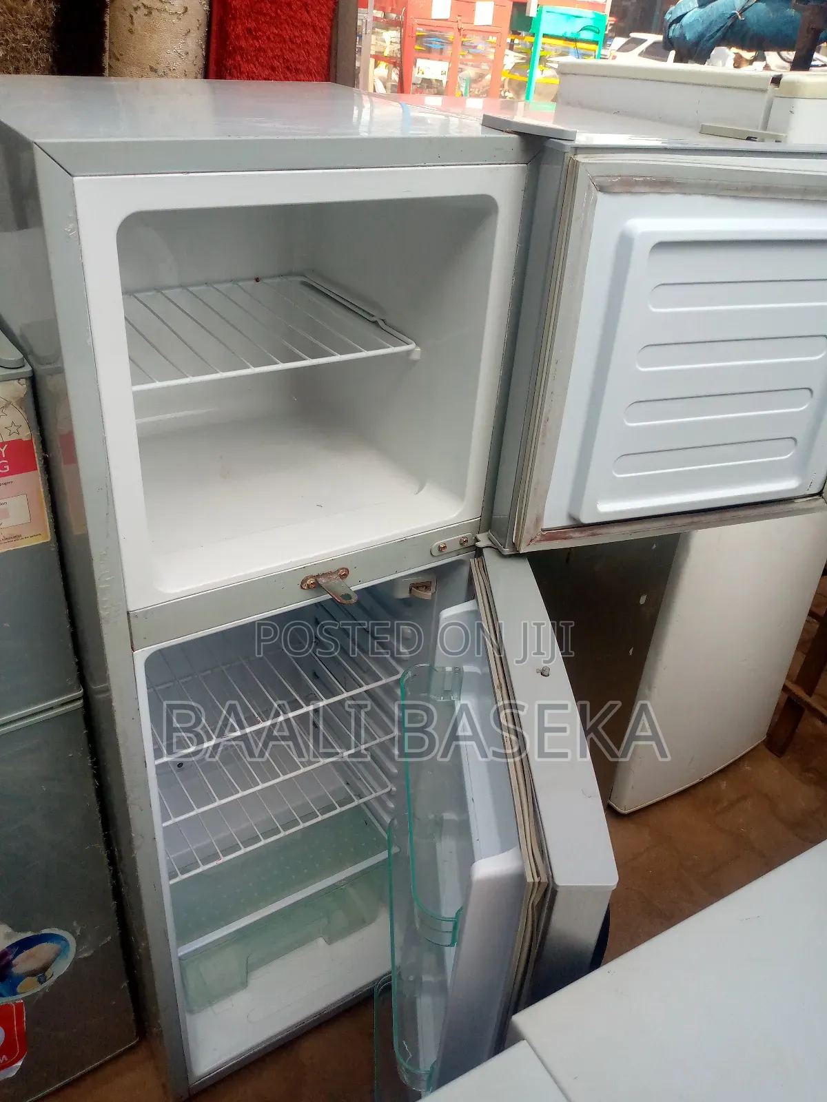 Fridge/Refrigerator/168ltrs