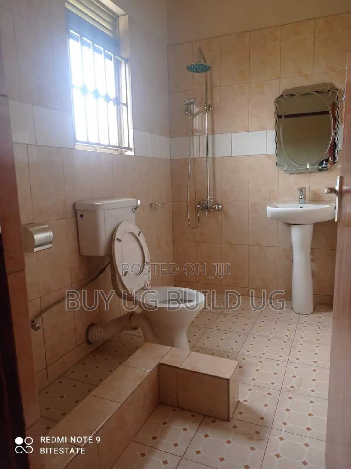 Furnished 3bdrm Duplex in Kira for rent
