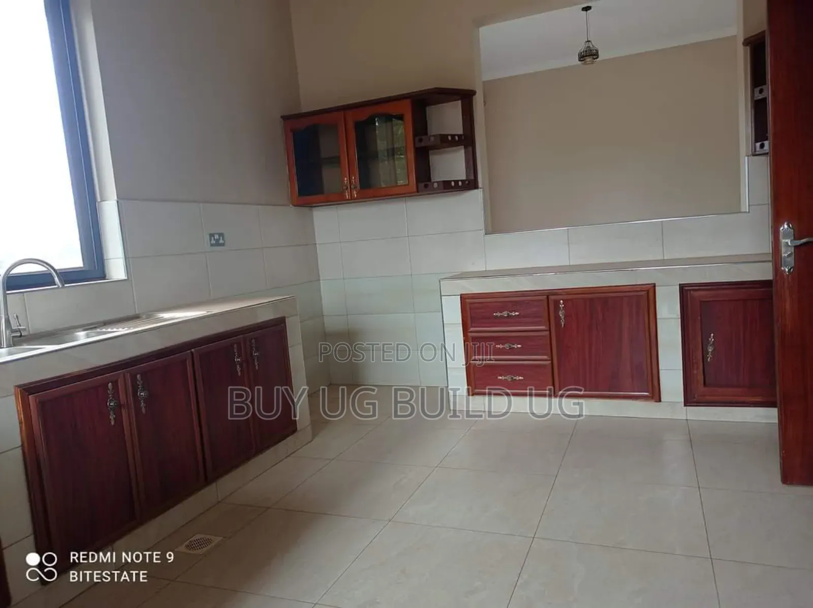 Furnished 3bdrm Duplex in Kira for rent