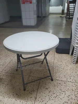 Outdoor Plastic Table*Hotel,Garden,Restaurant/Bar