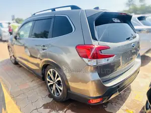 Subaru Forester Limited AWD 2019 Beige