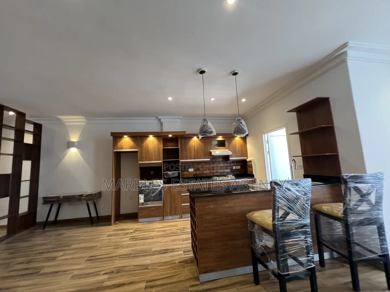 Furnished 2bdrm Apartment in Primerose, Central Division for rent