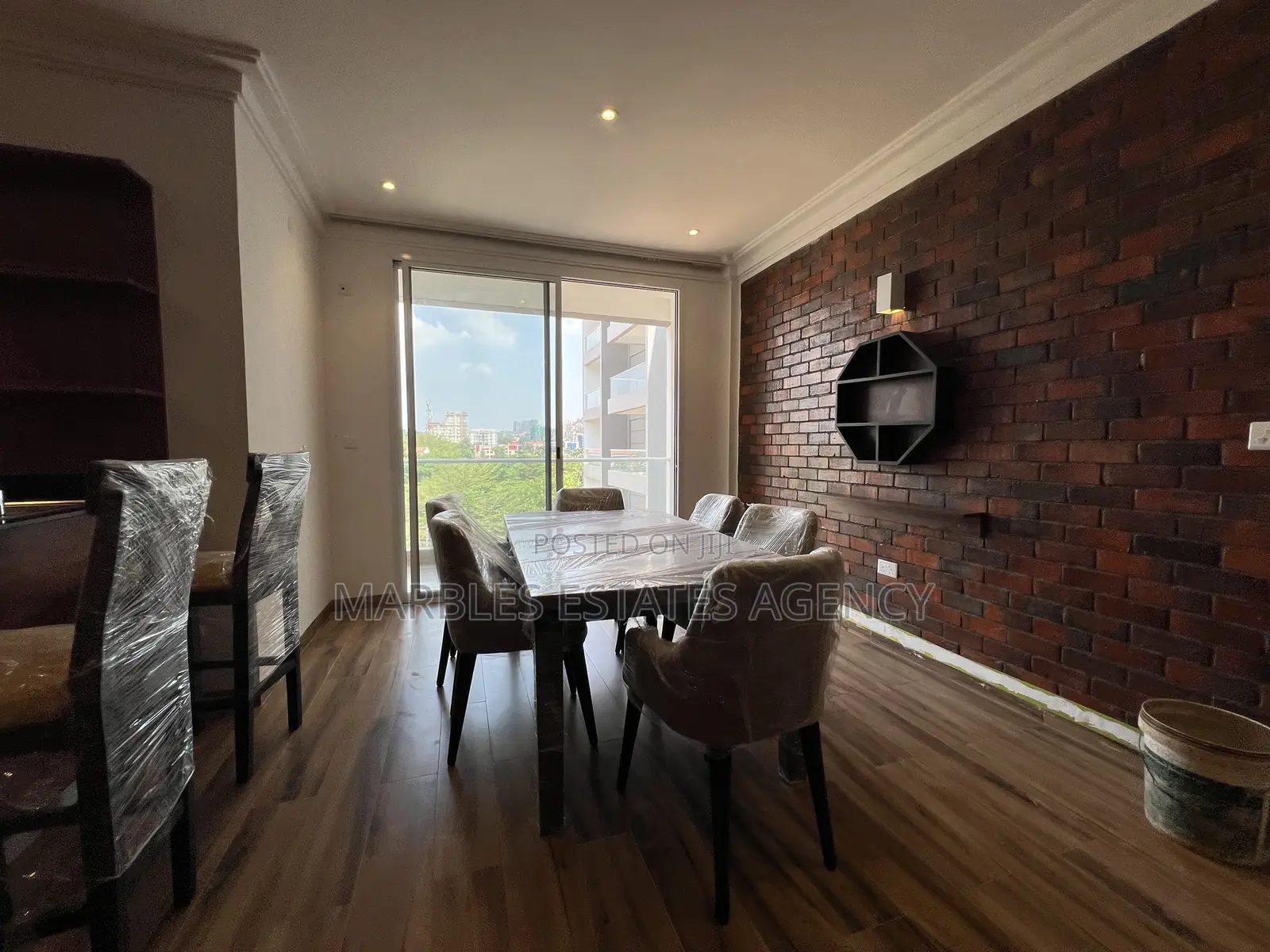 Furnished 2bdrm Apartment in Primerose, Central Division for rent