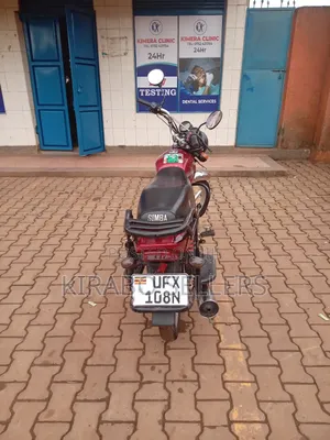 Bajaj Boxer BM100ES 2023 Red