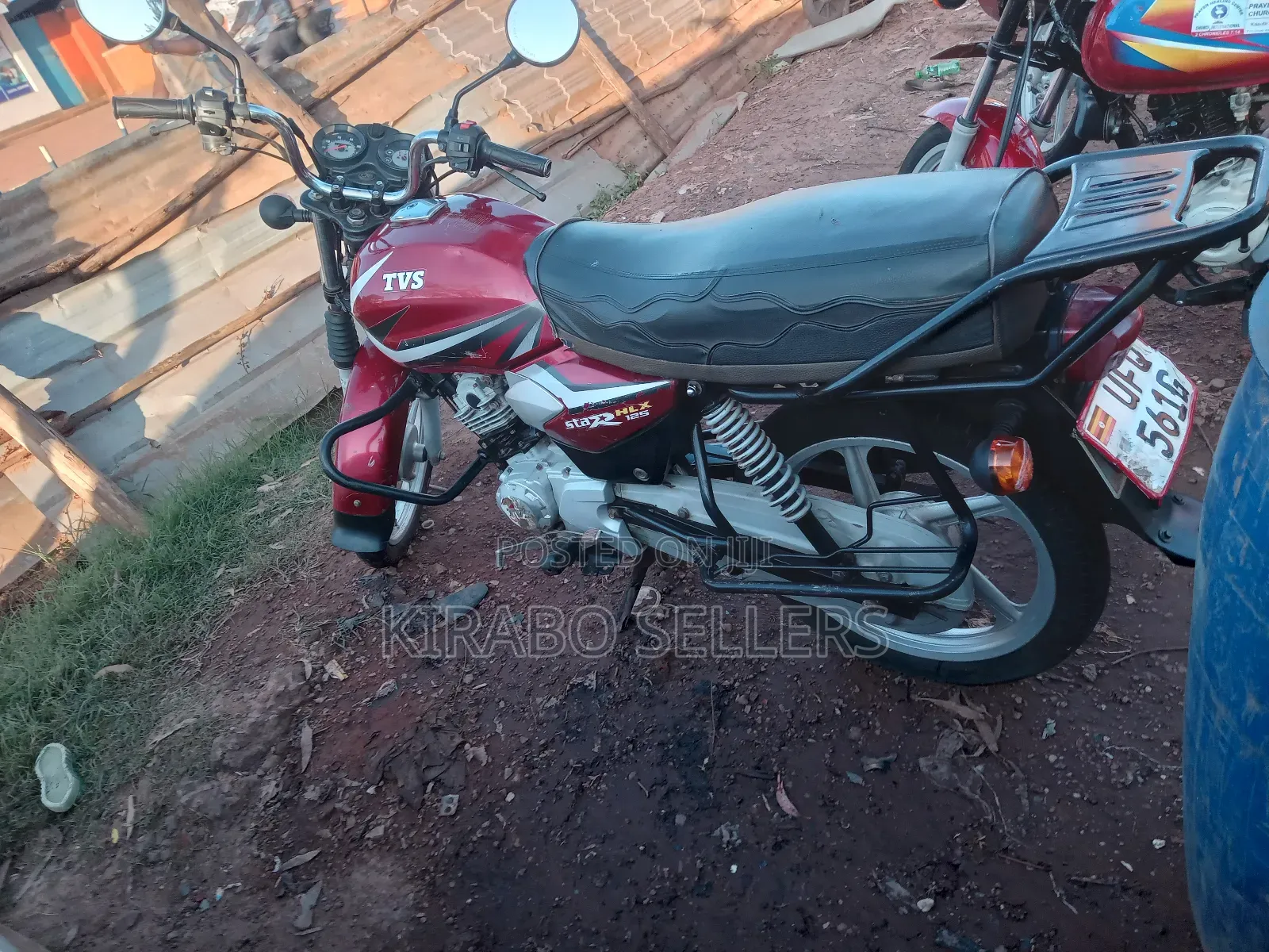 TVS HLX 125 2023 Red