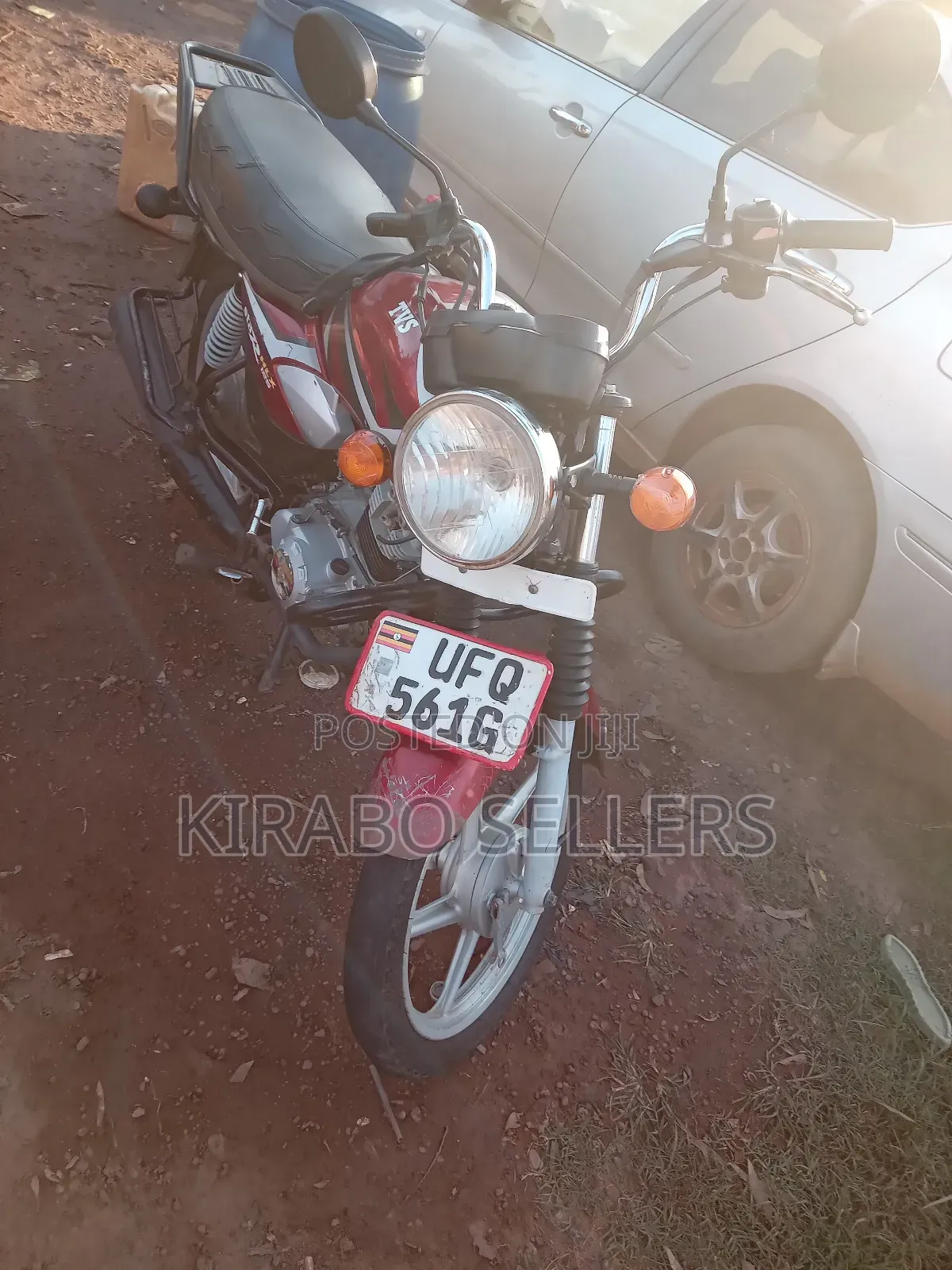 TVS HLX 125 2023 Red