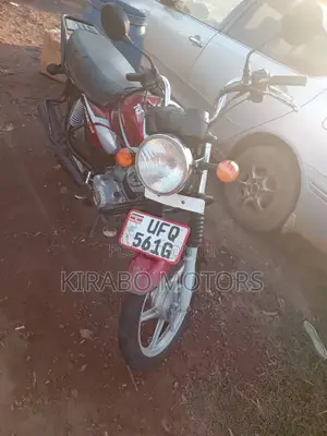 TVS HLX 125 2023 Red
