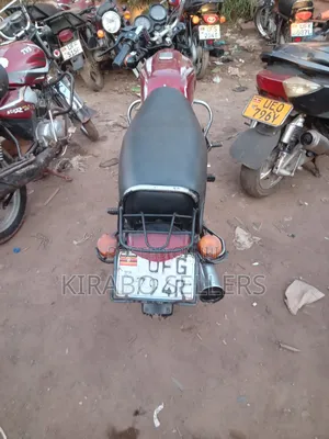 Bajaj Boxer 100 2023 Red