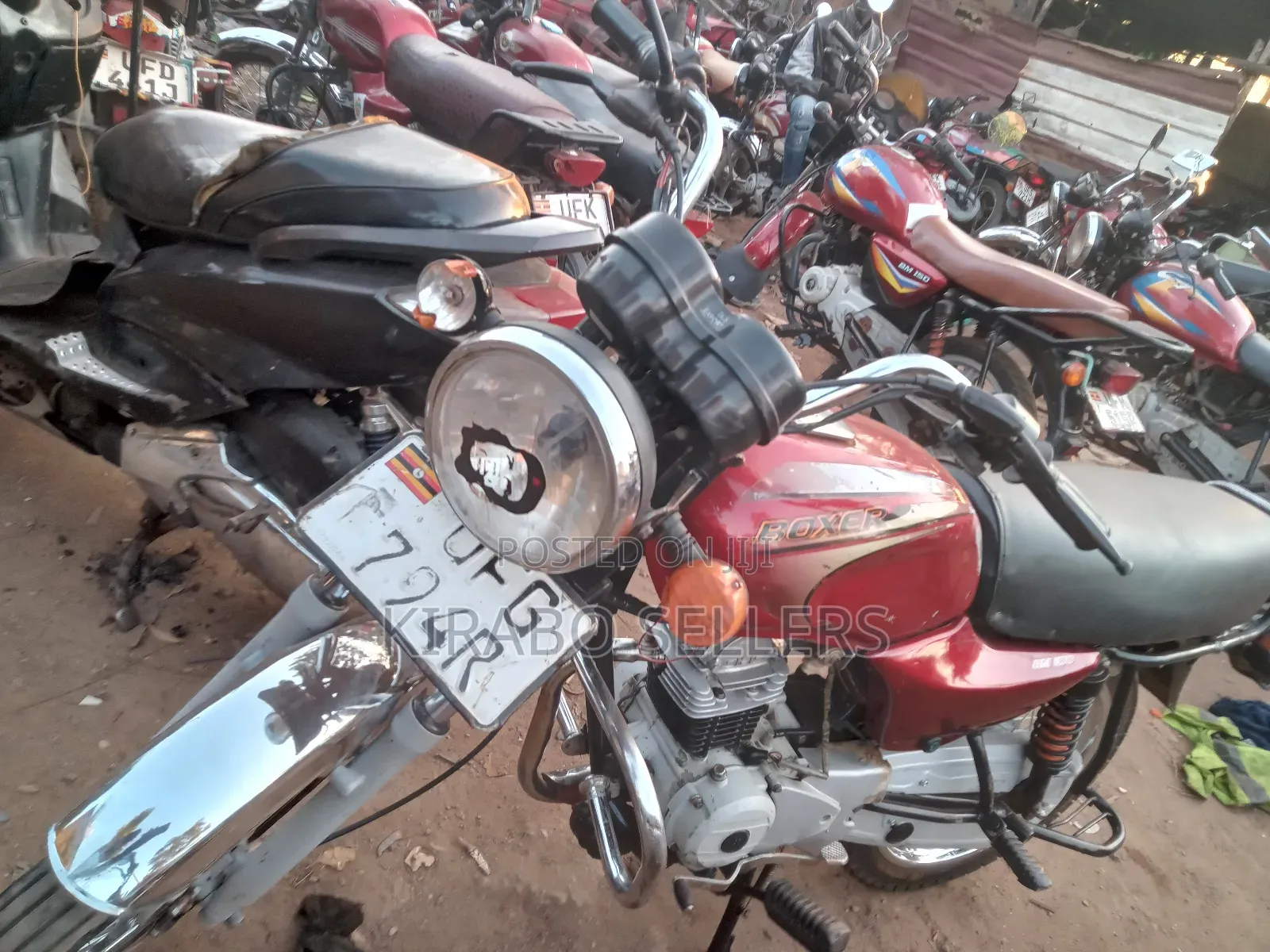 Bajaj Boxer 100 2023 Red