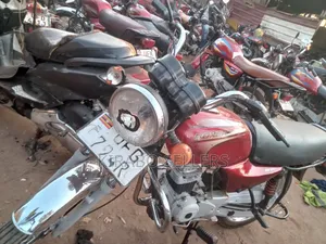 Bajaj Boxer 100 2023 Red